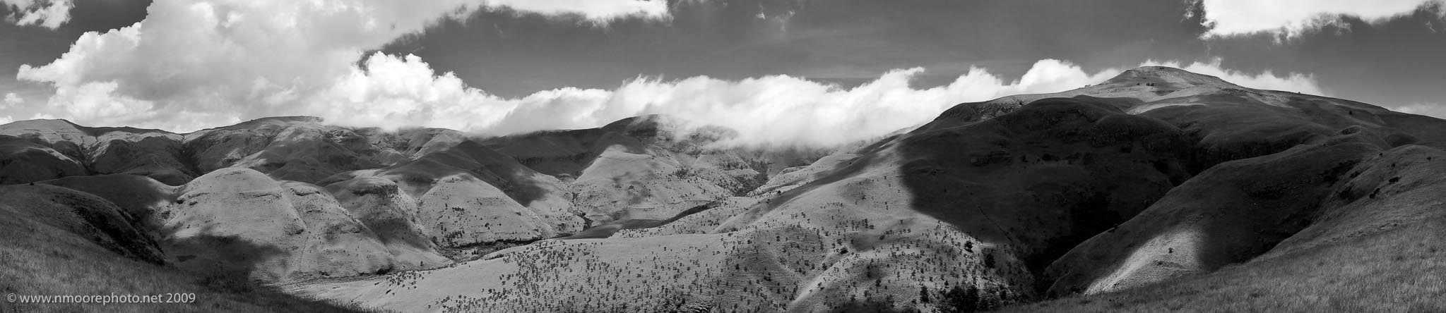 Southern valley of Kliprots Farm and Mount Anderson